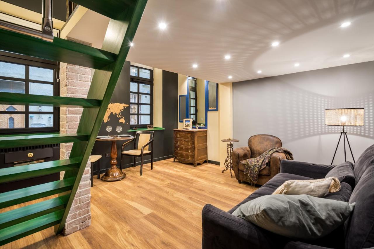Unique & Stylish - Home Of Traveler In City Center Budapest Exterior foto